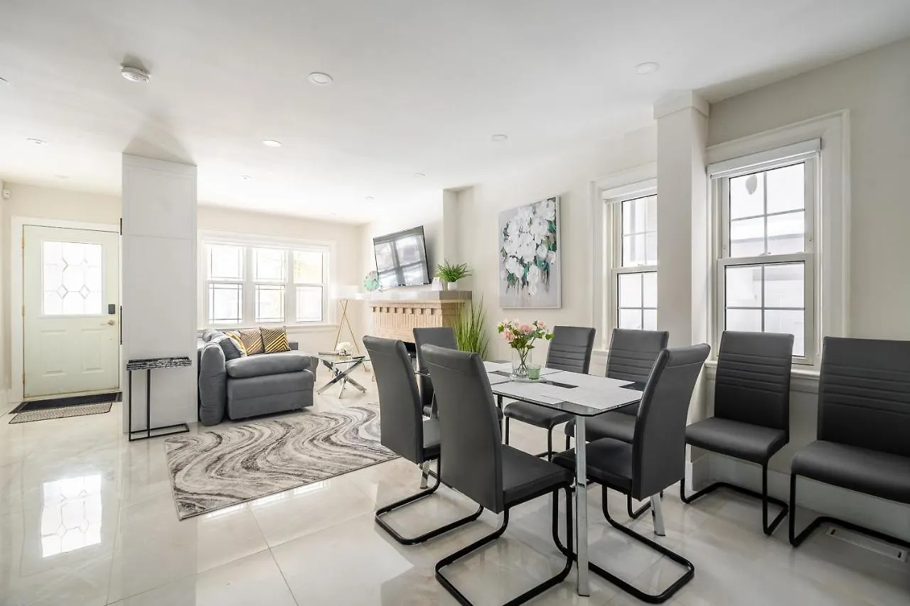 Homestay Globalstay Newly Renovated 4Br House In Midtown Toronto